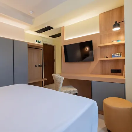 Ξενοδοχείο σωκράτης 2*