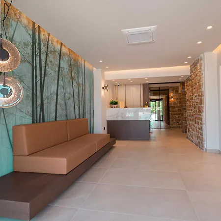 σωκράτης Ξενοδοχείο Νέα Μουδανιά