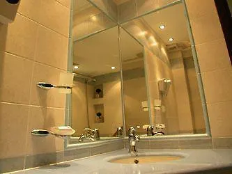 σωκράτης 2* Νέα Μουδανιά