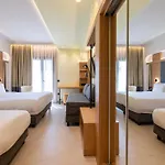 索克拉提斯酒店 酒店