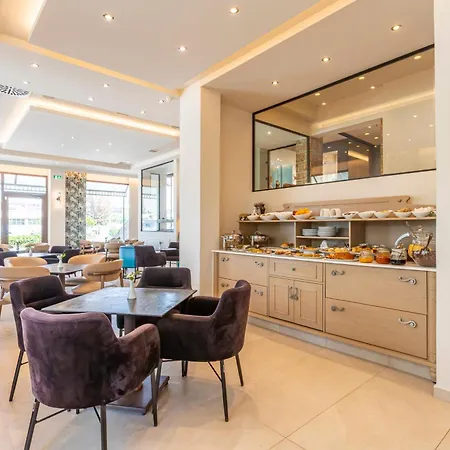 Sokratis Szálloda Néa Mudaniá