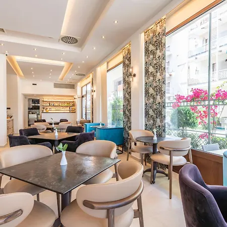 Sokratis فندق 2*