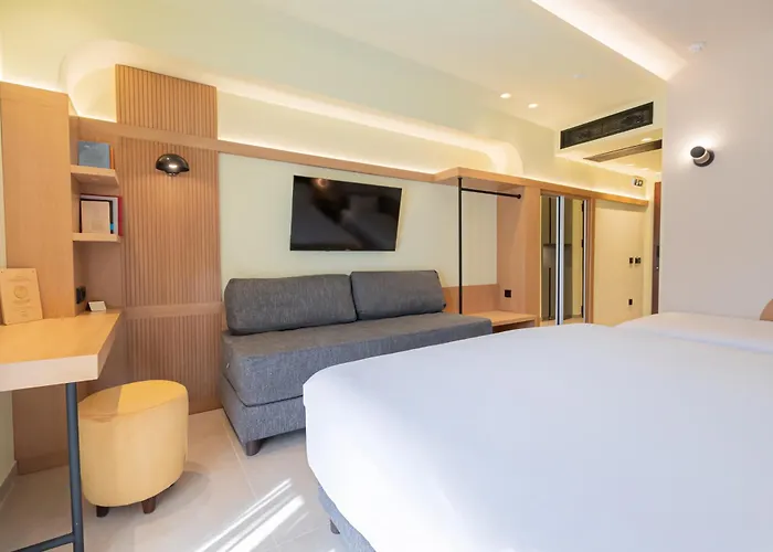 Sokratis Hotel 2*